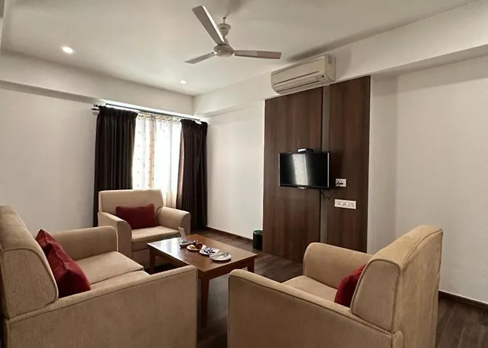 Hotel 3 Leaves Kolhapur