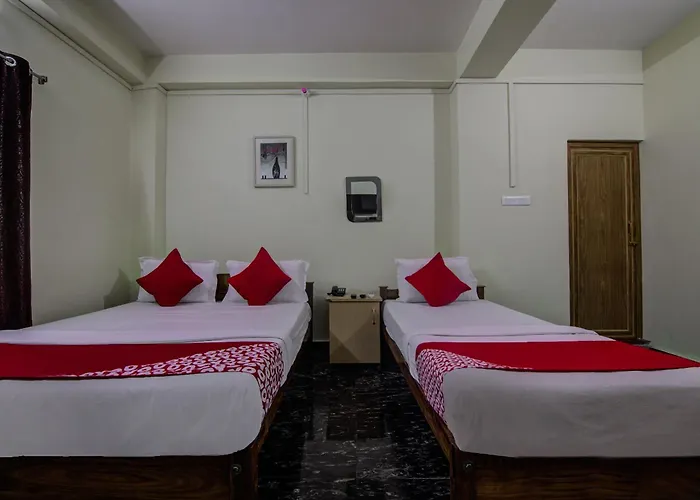 Hotel O V Knot Residency