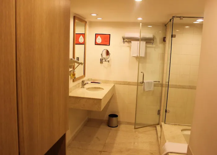Red Fox By Lemon Tree Hotels, Dehradun