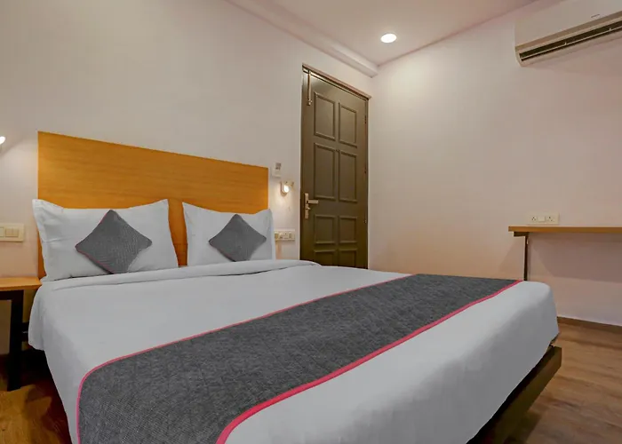 Collection O Hotel Shivam Inn
