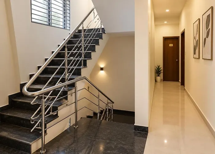 Redfox Hotel-T.Nagar