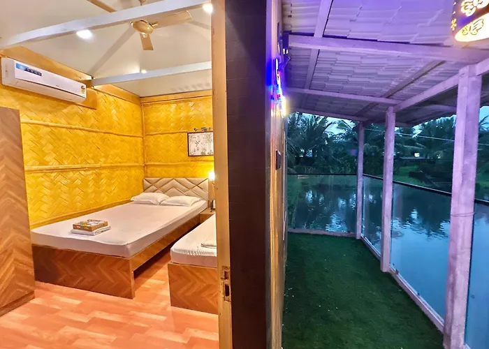 Palli Bangla Resort, Near Ruby Hospital, Anandapur Kolkata