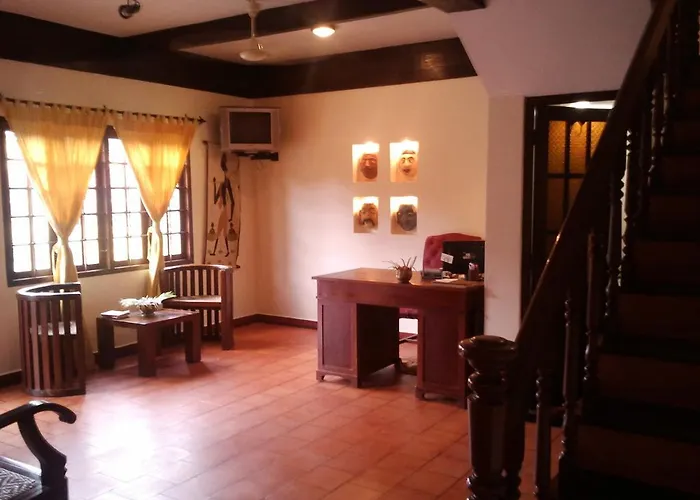 Raintree Lodge