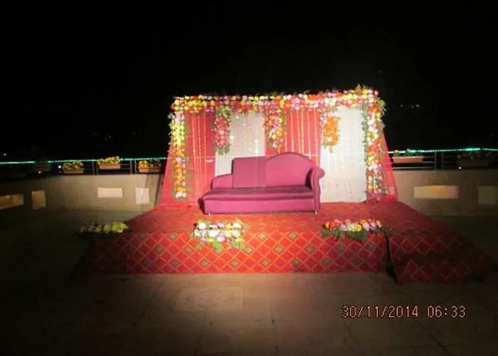 Modi Hotel & Resorts