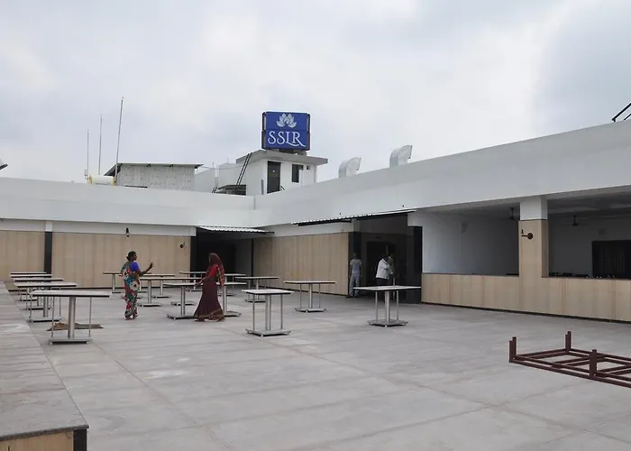 Hotel Sslr ,Gangavathi