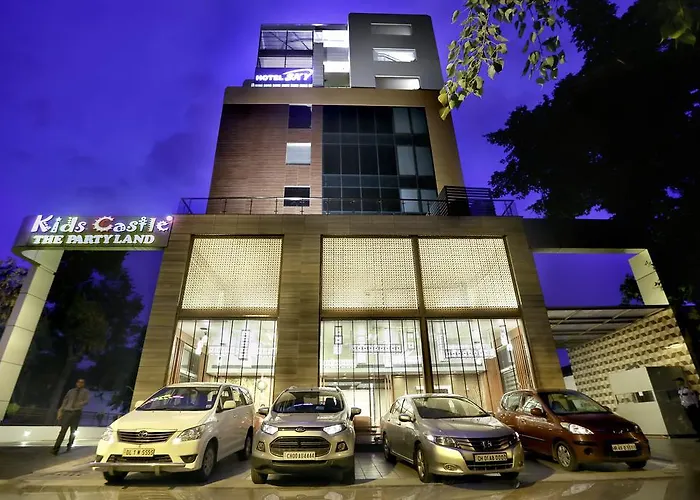 Hotel Sky Chandīgarh