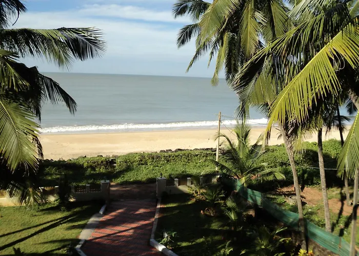 Club 7 Beach Resort
