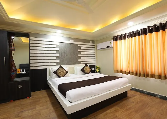 Hotel Loyal Residency