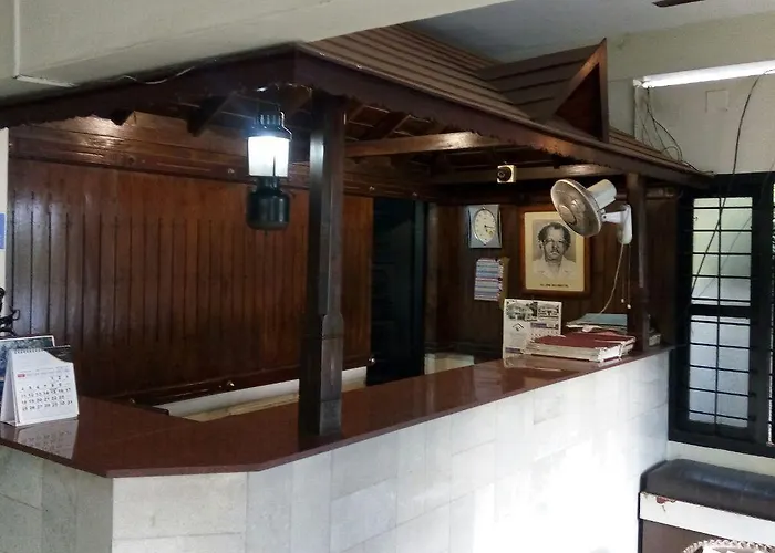 Nellimoottil Guest House Kottayam