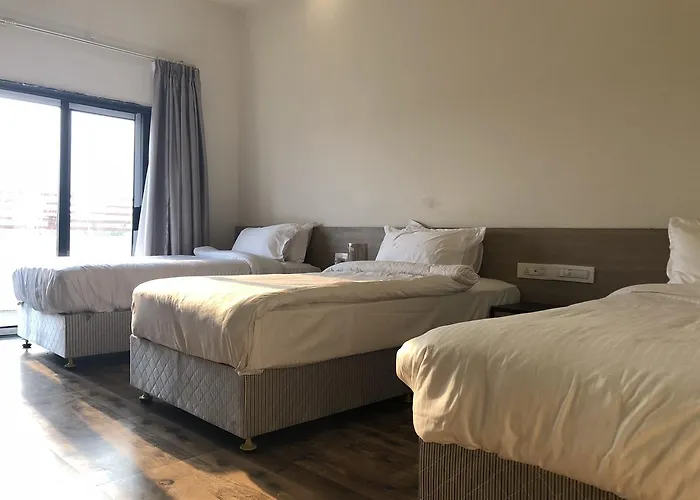 Hotel Sharanam