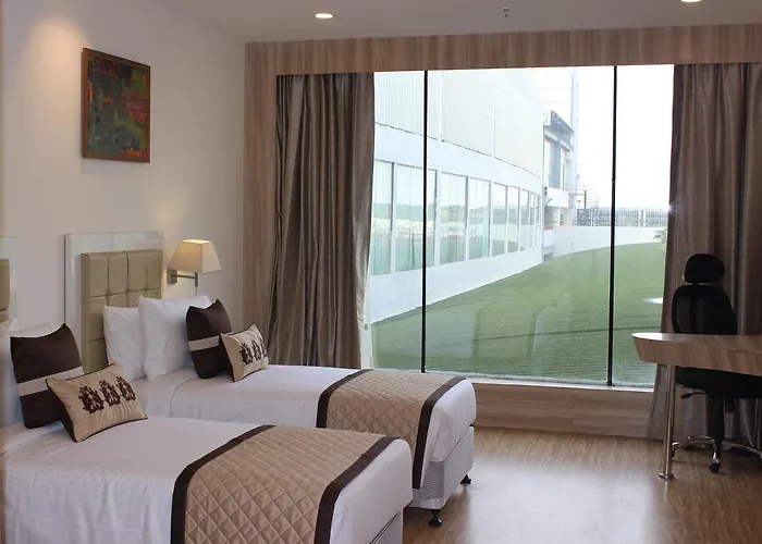 Xenious World Square Hotel Ghaziabad