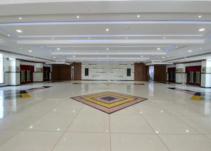Red Carlton Hotel Kanpur