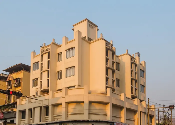 Oyo 13089 Hotel Gold Crest Navi Mumbai