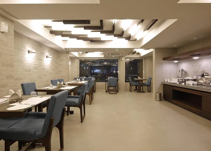 Hotel Carrefour