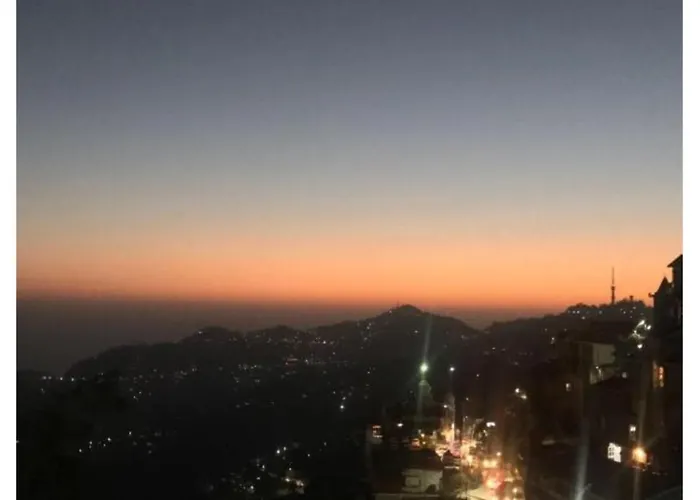 Shimla Facing Rooms Near Mall Road