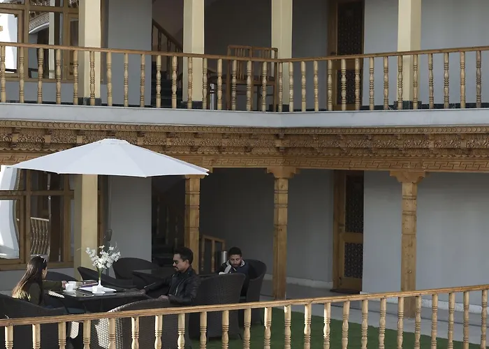 Ree Hostel