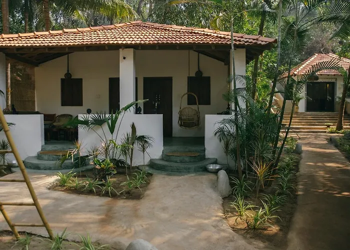 Palm Grove Beach Resort