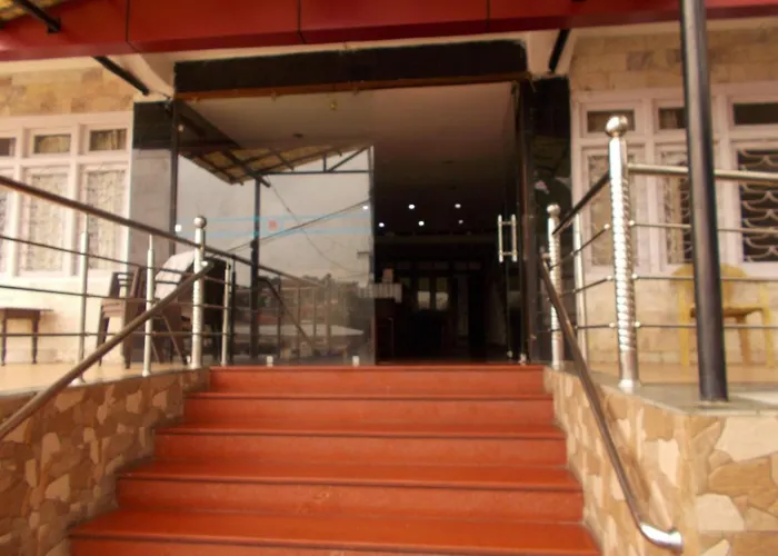 Hotel Mansarovar Palace