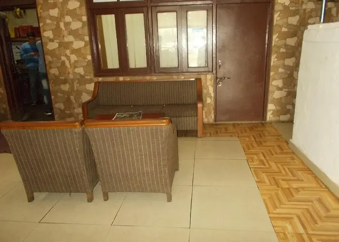 Hotel Mansarovar Palace