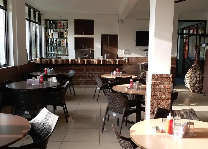 Krishna Hansraj Hotel