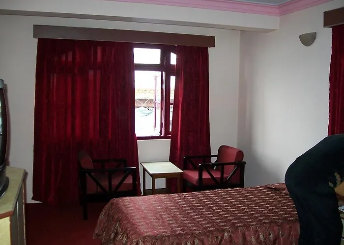 Hotel Darjeeling Palace