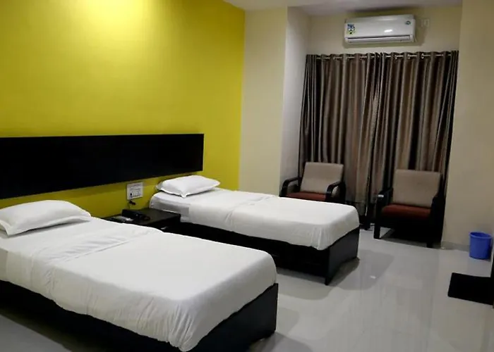 Hotel Varenya Inn
