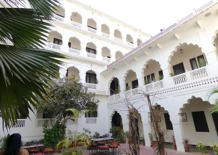 Heritage Khandwa Haveli
