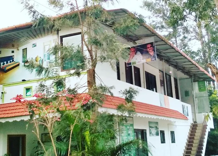 Green Leaf Home Stay