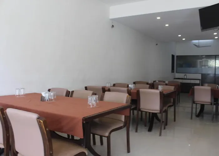 Hotel Ambica