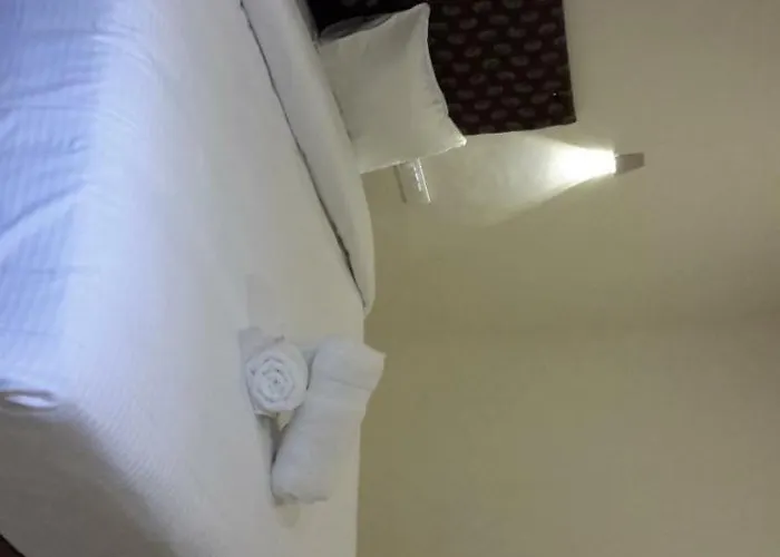 Olives Pleasant Stays