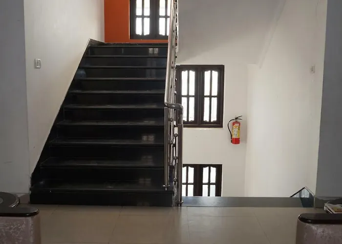 Hotel Glenroy Mussoorie