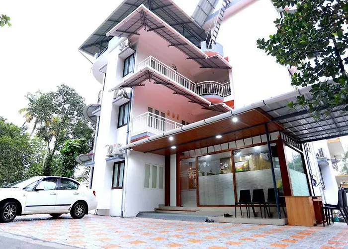 Base9 Hotel - Cochin Airport