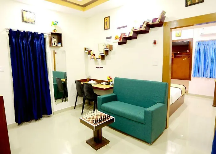 Base9 Hotel - Cochin Airport
