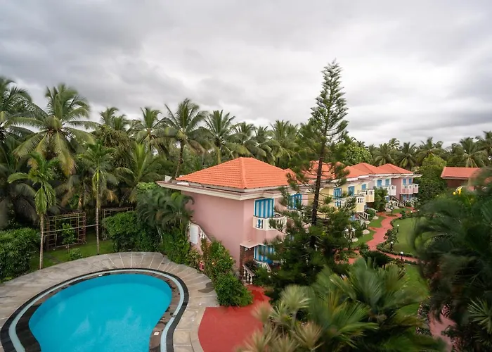 Coconut Grove Beach Resort