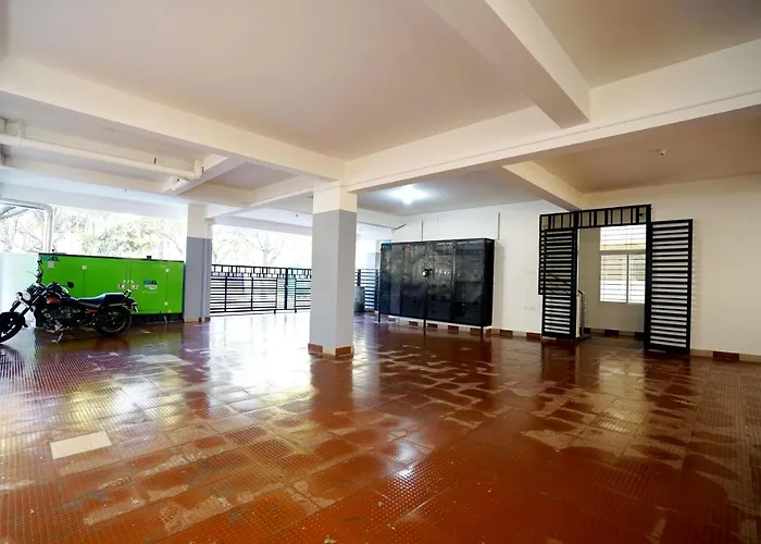 Castle Jp Service Apartments