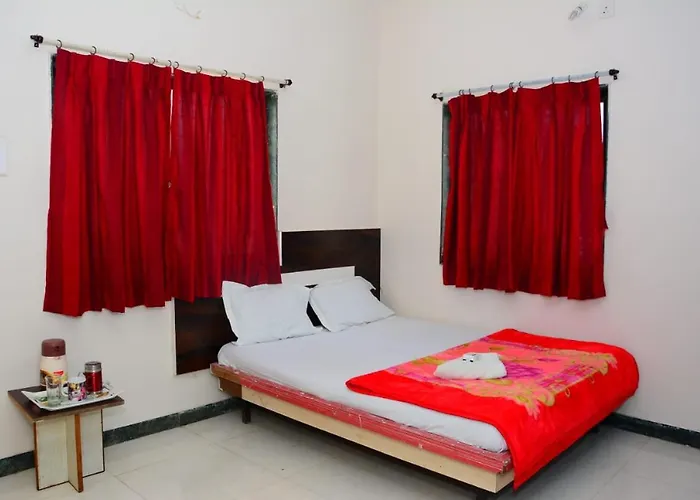 Hotel Sai Sulochana