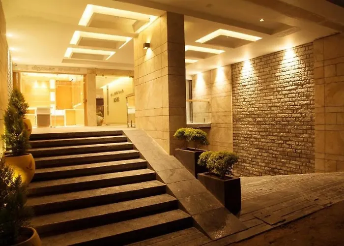 Sri Aadhish Grand Hotel