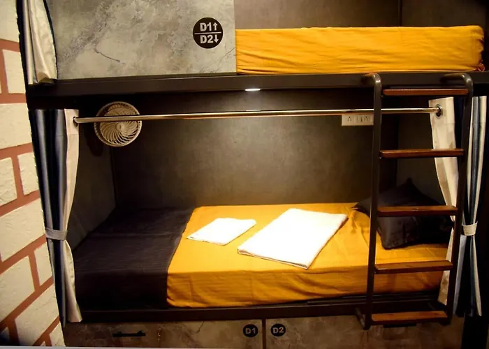 Charyana Hotel Ac Dormitory