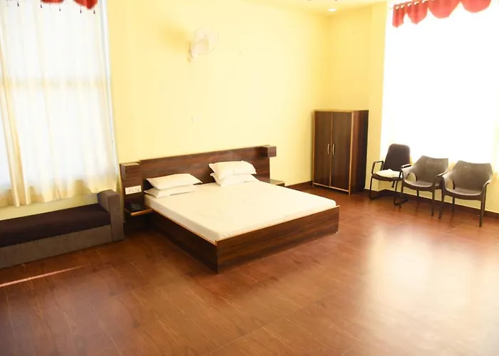 Hotel Rani Bagh Resort