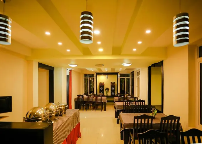 Hotel Emerald Inn Munnar